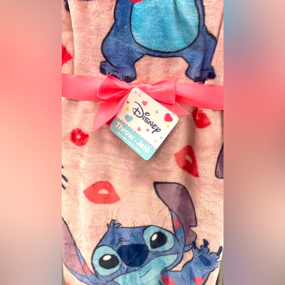 Stitch valentines blanket